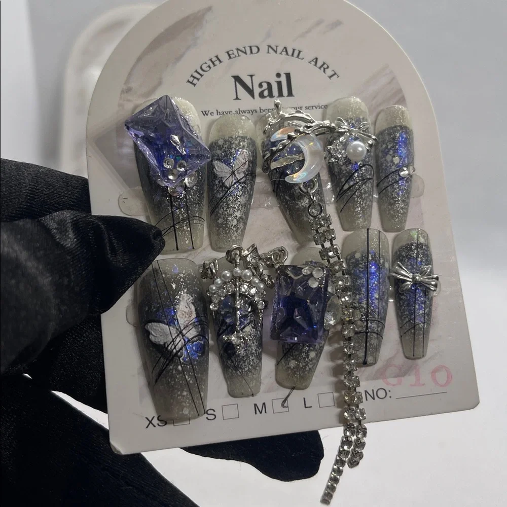 M size custom Silver and Blue Nail Art Set